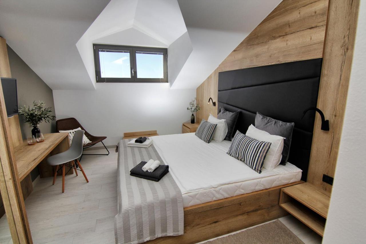 노비비노돌스키 Azur B&B 외부 사진