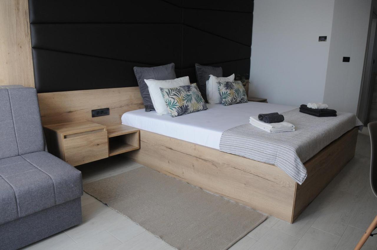 노비비노돌스키 Azur B&B 외부 사진